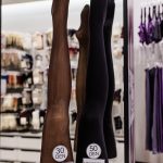 Ekspozycja rajstop marki Calzedonia w Centrum Handlowym Wzorcownia we Włocławku