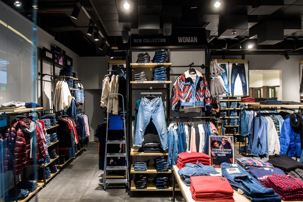 lee wrangler najemca centrum wzorcownia